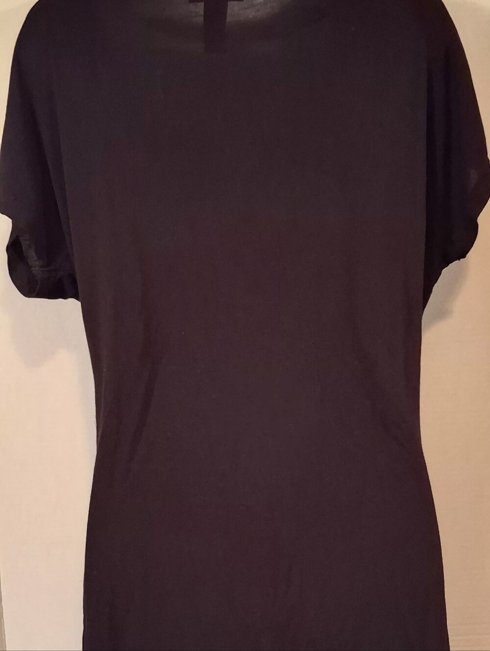 Women's Black Sequined Soft Lightweight Short Cap Sleeves Pullover Top - Picture 3 of 5
